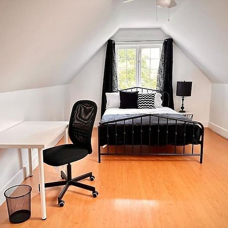 Cottage Retreat On 11 Acres Flesherton Екстер'єр фото